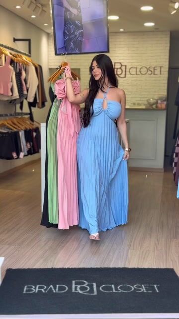 Vídeo de VESTIDO MARRY PLISSADO