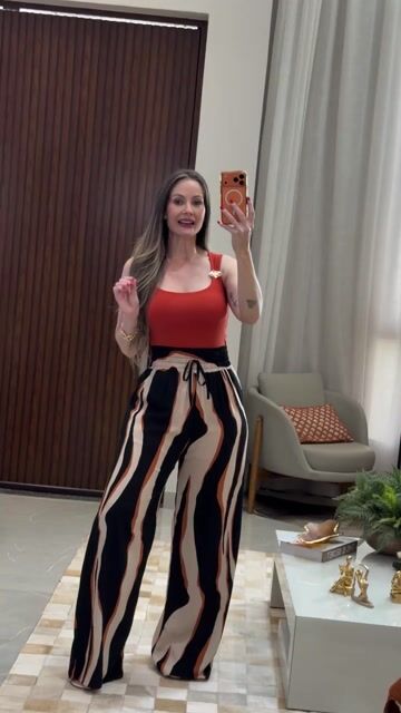 Video de Calça Pantalona Estampada