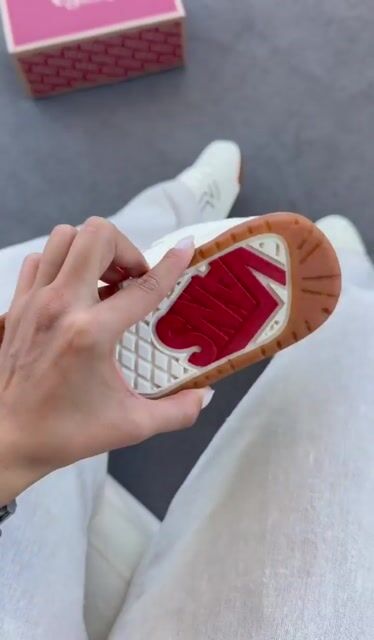 Video de Vans Upland