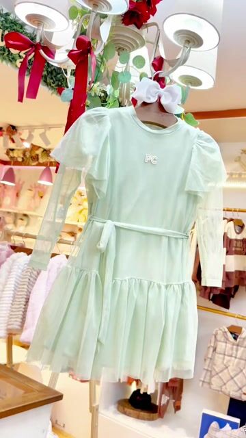 Vídeo de VESTIDO TULE VERDE PETIT CHERIE