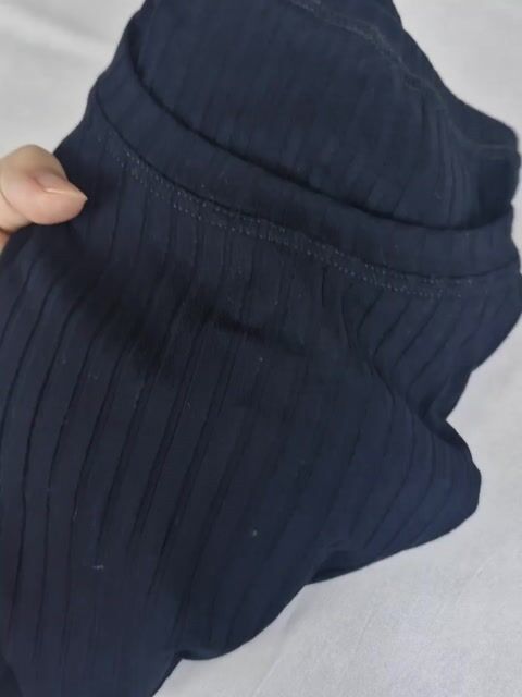 Vídeo de Blusa Feminina Soft Slim Canelado Gola V Plus
