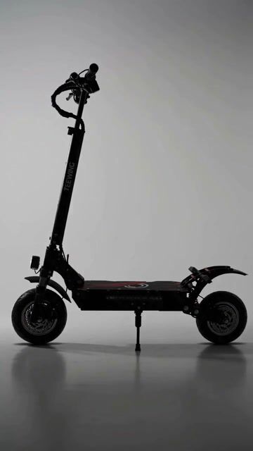 Vídeo de Patinete Elétrico Teewing Q7 Pro — Dual Motor 3200W Performance Média