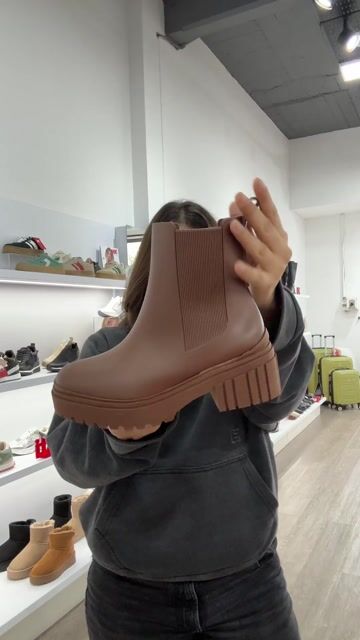 Video de BOTA DE LLUVIA CHELSEA PJ6156