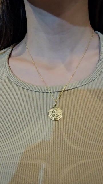 Video de Collar Oro 18k San Benito Doble Faz 45cm 2.2 Gr Oi-c2217