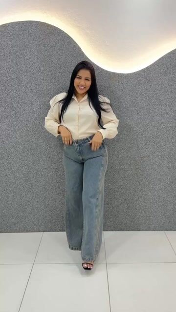 Video de Blusa social com botões e mangas longas