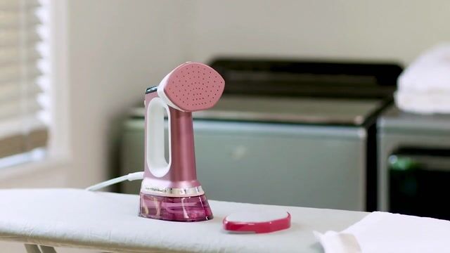 Video de Plancha a Vapor 3 en 1 Hamilton Beach® Durathon® · Rosa