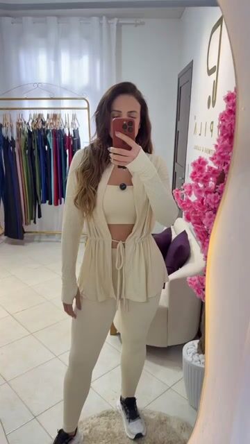 Video de CONJUNTO LEGGING E TOP SYRAH