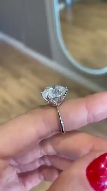 Video de ANEL SOLITARIO MOISSANITE 12MM