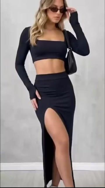 Video de Conjunto Feminino Saia Midi Fenda Croped Manga Longa Dedeira
