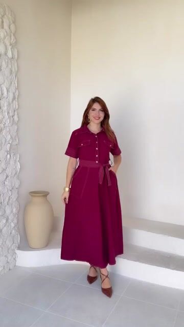 Video de Vestido Midi em Sarja com Botões e Cinto