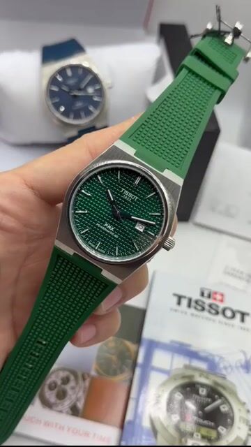 Video de Tissot PRX Powermatic 40mm - AÇO/MOSTRADOR VERDE - SILICONE
