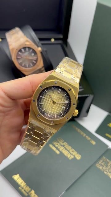 Video de Audemars Piguet Royal Oak 42mm - AÇO DOURADO/MOSTRADOR AMARELO