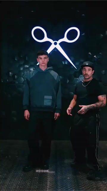 Video de LUXO | Ropa sin género para humanos.