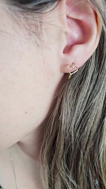 Video de Aros Oro 18k Amarillo Cubanos Corazon Calado 12mm C1933