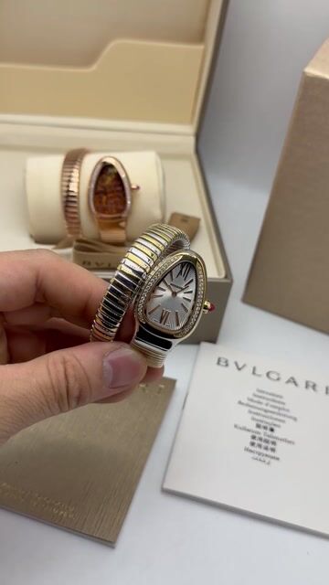 Video de Bvlgari Serpenti Tubogas 33mm - AÇO COM DOURADO/MOSTRADOR BRANCO