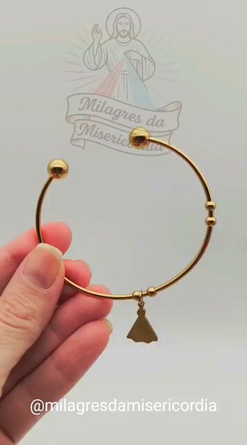 Video de Bracelete Dourado Nossa Senhora Aparecida- pingente - INOX -