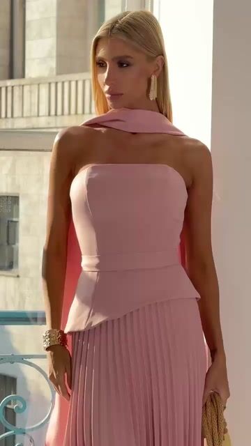 Vídeo de Doll Dress - Vestidos de Festa 