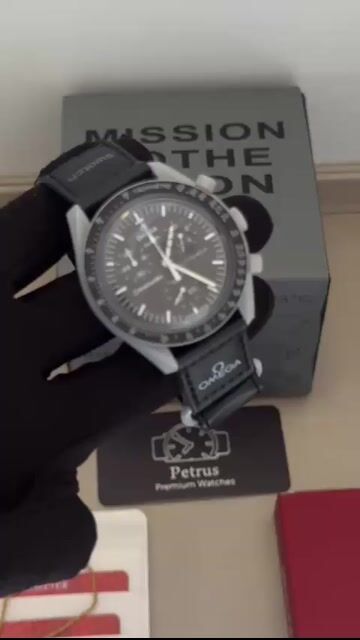 Video de Omega Speedmaster 40mm - RESINA/MOSTRADOR PRETO - NYLON
