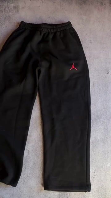 Video de Pantalón Jordan Logo 3D