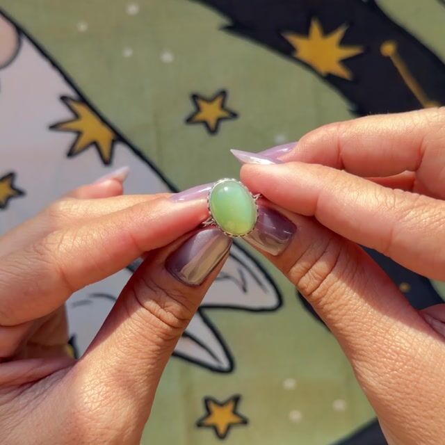 Video de Anel Zenaide · Prata 925 · Jade Natural · Estilo Boho