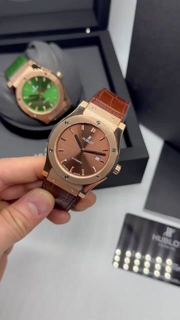 Video de Hublot Classic Fusion 45mm - AÇO ROSE/MOSTRADOR MARROM - SILICONE E COURO