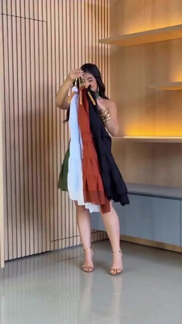 Video de Vestido no alfaiataria Lays