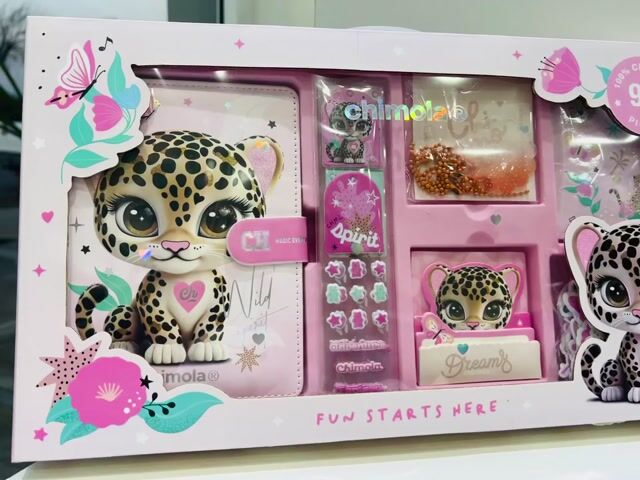 Video de Set papelería Chimola -Leopardo