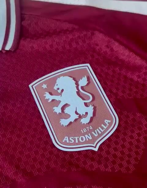 Video de CAMISETA 2026/27 ASTON VILLA TITULAR - TELA JUGADOR