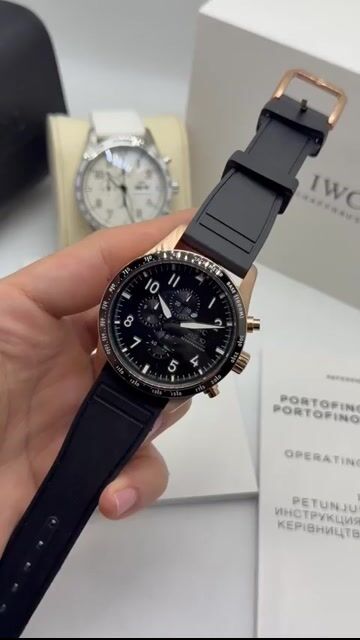 Video de IWC Pilot Chronograph 42mm - AÇO ROSE/MOSTRADOR PRETO - SILICONE