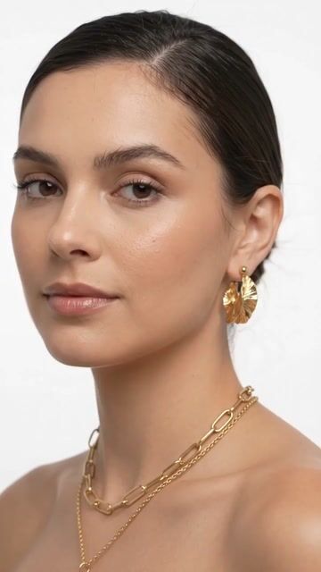 Video de Conjunto Colar Elos Pérola + Brinco Argola Texturizada Luxo