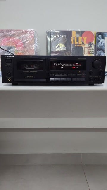 Video de Toca Fitas - Pionner Stereo Cassette Deck CT-757 Japão
