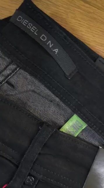 Video de Calça Jeans Diesel Masculina Preta