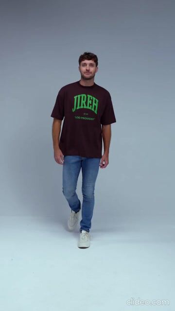 Vídeo de Camiseta Oversized Cristã "Jireh" Deus Provedor Streetwear Premium
