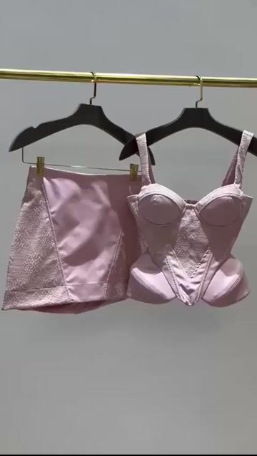 Video de CONJUNTO ROSA - ISIS