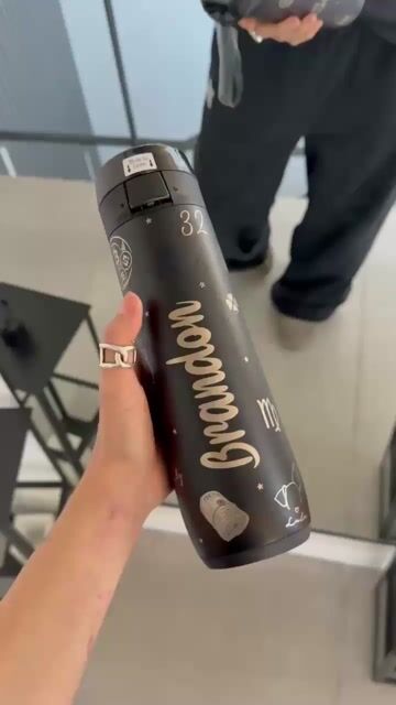 Video de BOTELLA TÉRMICA STANLEY The Flowstate Spring Bottle 591 ml -1 GRABADO PERSONALIZADO