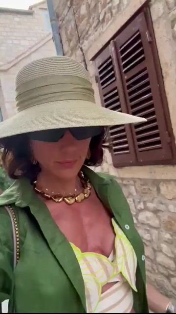 Vídeo de Regina Romero Resortwear