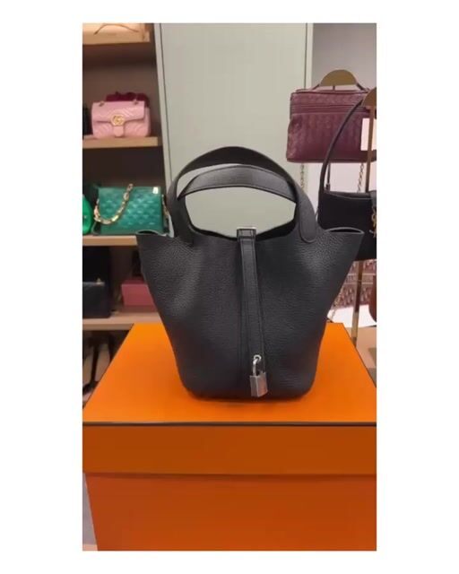 Vídeo de Bolsa Hermes Picotin 18 Preta