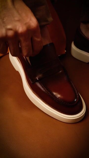 Video de Sapato Loafer Masculino Malbork Couro Café Solado Off White Casual 026004M