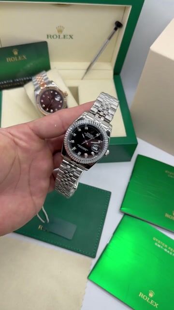 Video de Rolex Datejust - 32mm - Mostrador preto