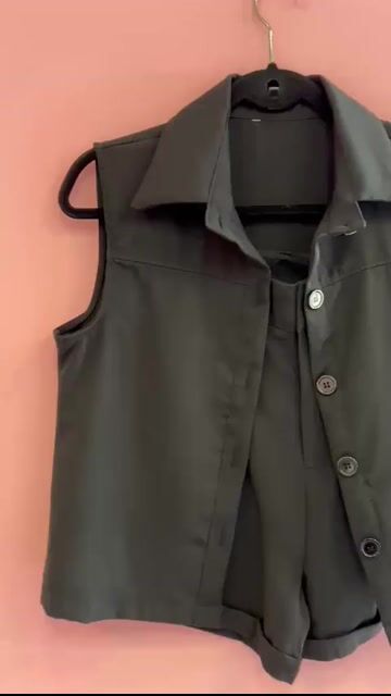 Video de 1010406 CONJ BLUSA COLETINHO+SHORT PRETO