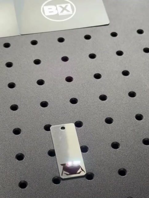 Video of CHAPITA PERSONALIZADA + CHARM MARIPOSA X UNIDAD