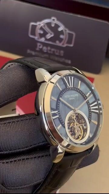 Video de Patek Philippe Tourbillon 42mm - Aço/Mostrador azul perolado - COURO