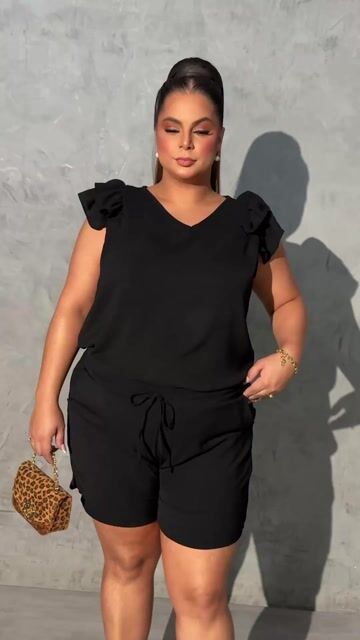 Vídeo de Conjunto Duna Plus Size Lais