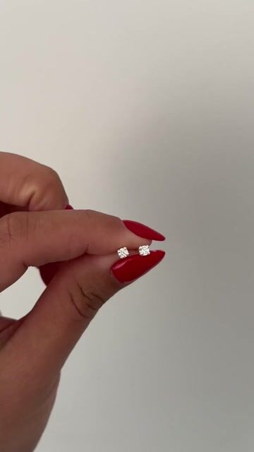 Video de Aros de 4 mm con piedra engarzada