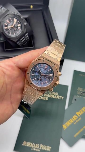 Video de Audemars Piguet Royal Oak 42mm - AÇO ROSE/MOSTRADOR AZUL