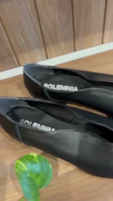 Video de SOLEMNIA SHOES