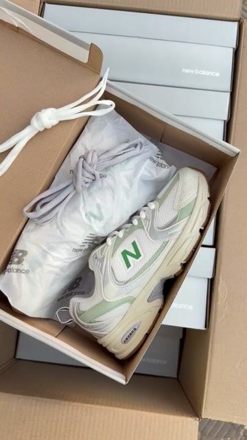 Vídeo de NB 530 Sintético Branco/Verde Mint