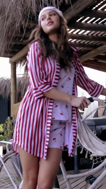 Video de PIJAMA B/REGULABLE Y SHORT MODAL ESTAMPADO AMALFI (26008)