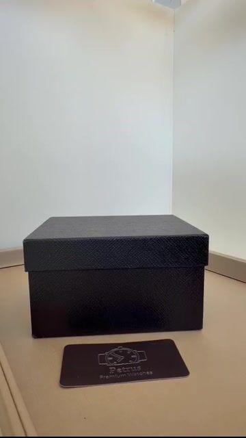 Video de Caixa de Madeira Premium Vermelha