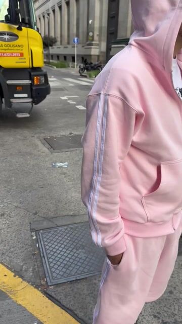 Video de HANDLES CLOTHING